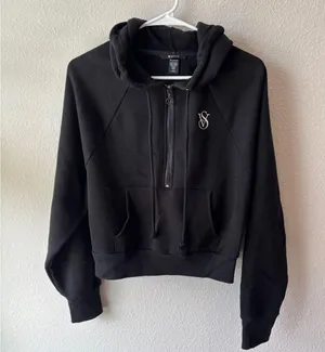 Victoria's Secret Black Cropped Relaxed Sweatshirt thumbnail 1