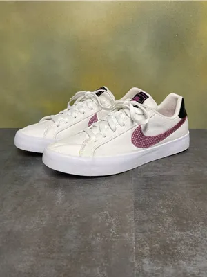 Nike Court Royale Women's Canvas White Sneakers Size 11 thumbnail 3