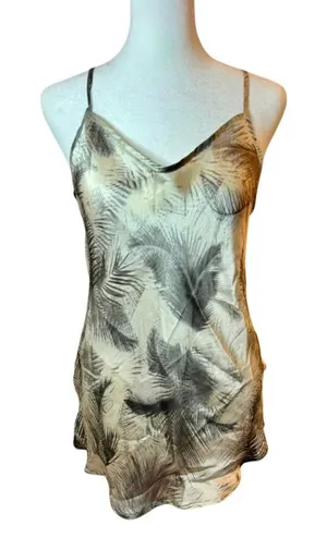 NWT Intimissimi Silk top front and back V neck. in cream w/Black Print sz. M thumbnail 1