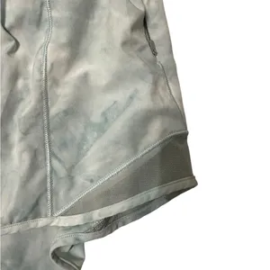 Lululemon Athletica Blue and Gray‎ Athletic Shorts thumbnail 2