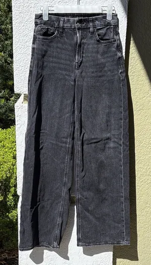 American Eagle 🦅 Curvy Super High-Rise Baggy Wide Leg Jeans thumbnail 1