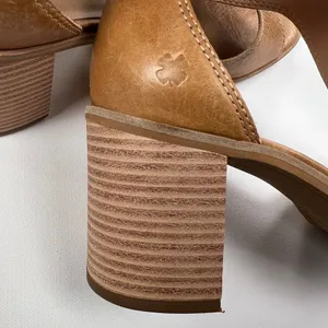 Lucky Brand Sabeni T-Strap Block-Heel City Sandals Tan Size 9.5 Runs Large (10) thumbnail 12