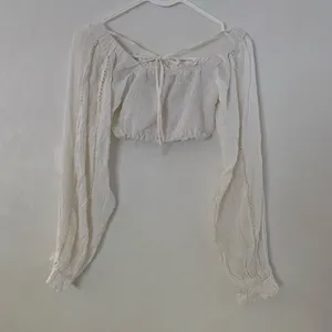 Sim & Sam White Peasant Crop Top Size S Long Sleeve Boho Cottagecore thumbnail 2