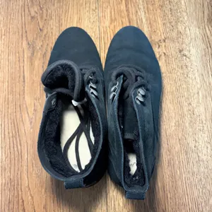 UGG Bethany Boots Womens 8‎ Black Suede Lace Up Sheepskin Booties 1012532 thumbnail 8