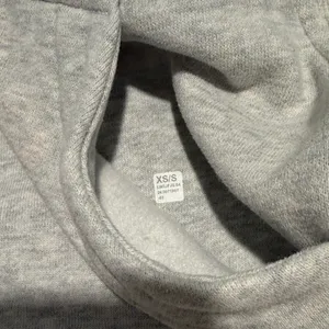 lululemon athletica Gray Half-Zip Sweatshirt thumbnail 2