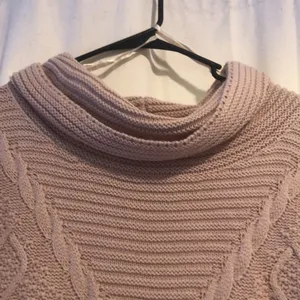 🔹 4 for $30 NY&CO Sweater Tan Size XL thumbnail 3