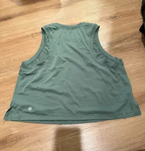 Lululemon Tank Top thumbnail 2