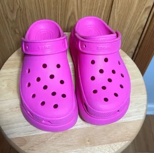 CROCS Kids Classic Clog in Vibrant Hot Pink thumbnail 1