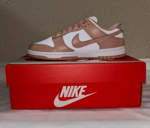 Nike Dunk Low Size: 7 thumbnail 3