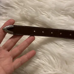Beautiful Vintage Women Belt Genuine Leather small long 33” excellent condition thumbnail 11