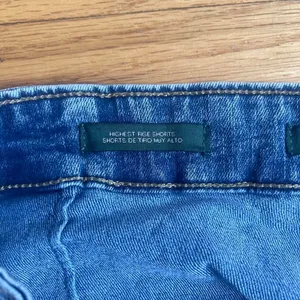 Wild Fable High Rise Denim Shorts Blue Size 6 Y2K Short Shorts thumbnail 5