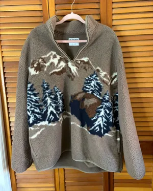 Old Navy Sweater thumbnail 1