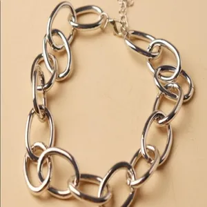 3/$30 🤍 Chunky Chain Choker Silver thumbnail 2