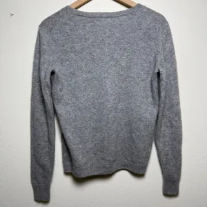 Nordstrom Women 100%‎ Cashmere V-Neck Sweater Large Gray Preppy Minimalist Crop thumbnail 7