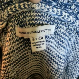 American Eagle blue and white southwest S drape front cardigan thumbnail 3