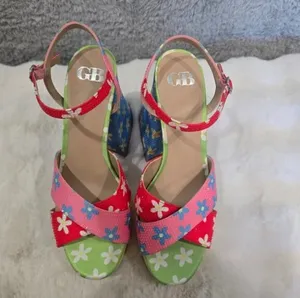 GB Ulti-Mate Floral Rainbow Rhinestone Ankle Strap Platform Sandals thumbnail 4