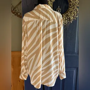Ann Taylor Tan and White Zebra Print Blouse thumbnail 4