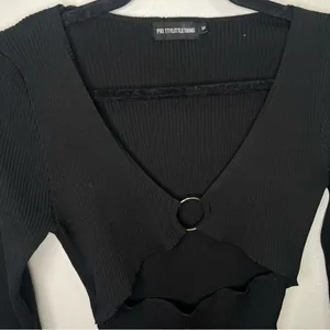 Pretty little thing black ribbed‎ knitted long sleeve Cut-Out Dress size M thumbnail 8
