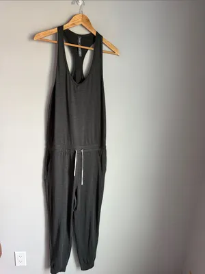 Vuori Women's Lux Jumpsuit in Charcoal Medium thumbnail 2