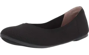 Amazon Essentials Women's Knit Ballet Flat in Black, Size 6.5 Wide​​​​​​​​​​ thumbnail 1