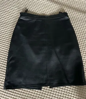 Aananda black leather mini skirt with zipper and button closure, size 8 #leather #mini thumbnail 1