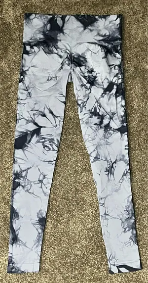 SHEIN leggings with butt scrunch Gray Size M thumbnail 2