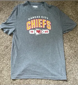 NFL Kansas City Chiefs t-shirt. Men's size medium. Short sleeve thumbnail 6
