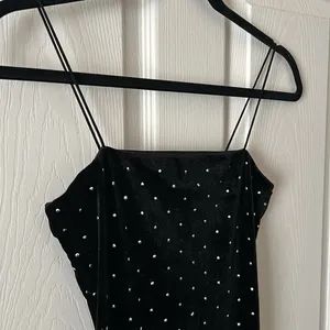 H&M Velvet Mini Dress Black‎ Silver Embellishment Womens Sz XS Homecoming thumbnail 4