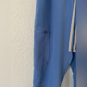 FIGS High Waisted Yola Skinny Scrub Pants in capri blue sz small thumbnail 5