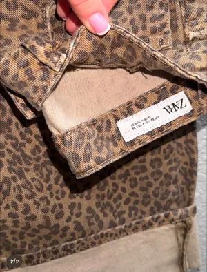 ZARA Leopard Print Jeans Wide-Leg thumbnail 2
