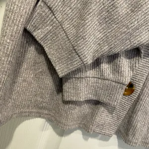 NWOT Open Edit Size S Oversized gray Ribbed Knit Button Front Cardigan Sweater thumbnail 3