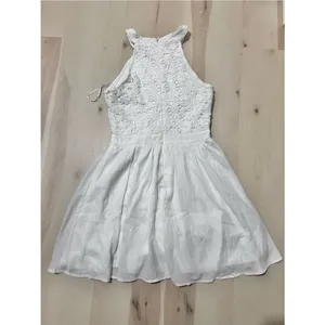Lulus NWT Women Medium White Embroidered Lace Skater Mini Dress Coquette Chic thumbnail 3