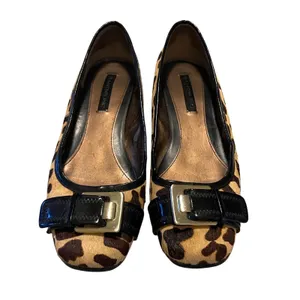 Bandolino Leopard Calf Hair Ballet Flats Womens 9 Brown‎ Buckle Square Toe Wedge thumbnail 2