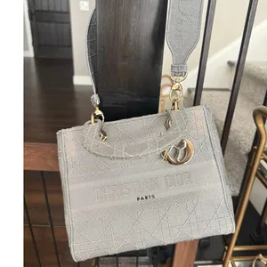Christian Dior Lady D-Lite Bag Cannage Embroidered Canvas Medium thumbnail 4