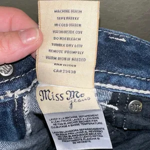Miss Me Distressed‎ Cropped Jeans Size 29 Studded Pocket Stretch Denim thumbnail 6