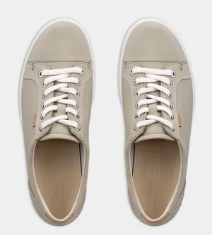 Ecco Women's Soft 7 Nubuck Tan‎ Sneakers Size 7 thumbnail 1