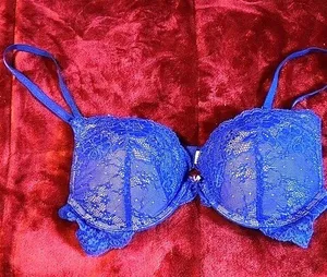Victoria's Secret push up bra Size 36B $55 thumbnail 1