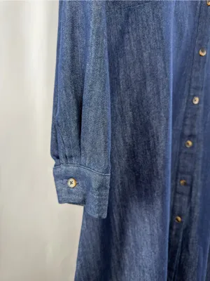 Tuckernuck Long Sleeve Collared Denim Button Front Midi Dress in Blue Medium thumbnail 2