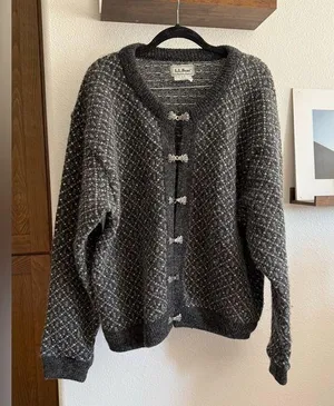 L.L. Bean Gray Knit Cardigan Size L thumbnail 1