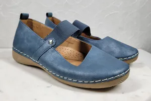 GC‎ Lira Leather Mary Janes Womens 7 Metallic Blue Closed Toe Shoes thumbnail 1