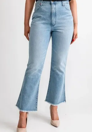 Wrangler Wrock 672 High Rise Kick Flare Jeans Light Wash Blue Cowgirl Size 25x28 thumbnail 1
