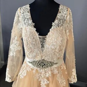 Women’s Long Sleeve Lace Appliqué Formal Gown Ruffles Corset Back Size 14 thumbnail 2