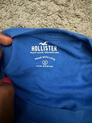 Hollister Crop Top thumbnail 2