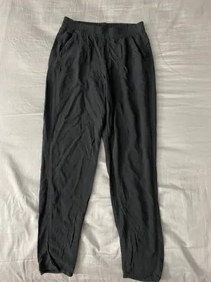 H&M Black Bottoms thumbnail 5