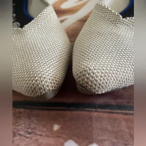Rothy's Cream Flats with Pointed Toe and Slip-On Design thumbnail 7