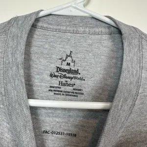 Walt Disney World Disney Resorts Adult Long Sleeve 2020 Graphic T-Shirt Medium thumbnail 4