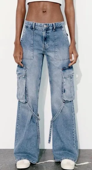 Zara Cargo Jeans - low Waisted thumbnail 1
