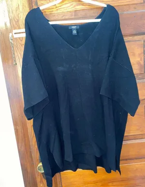 2x Black Short Sleeve Pullover Sweater thumbnail 1