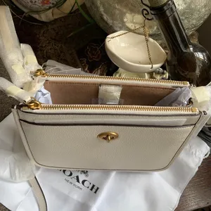 Authentic COACH 1941 Pebbled metallic gold leather 2 zip/Snap/Turnlock Crossbody thumbnail 11