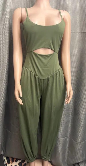 New size medium jumpsuit Green thumbnail 1